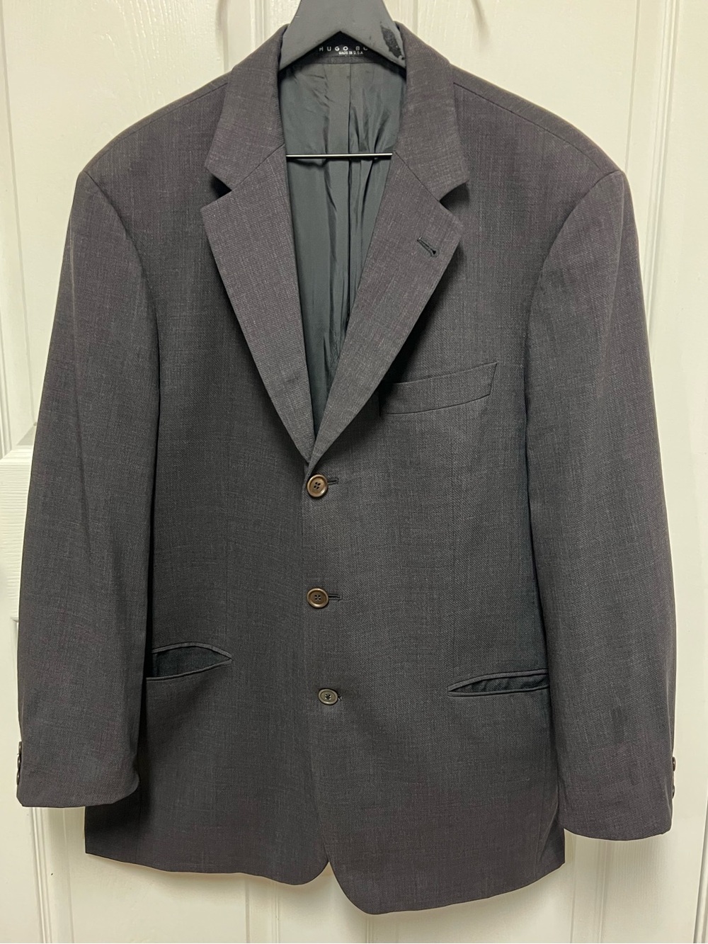 HUGO BOSS Classic Men's Suit Blazer - Stylish Tailored Look